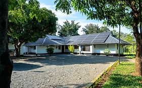 Harry'S Kisumu Oasis